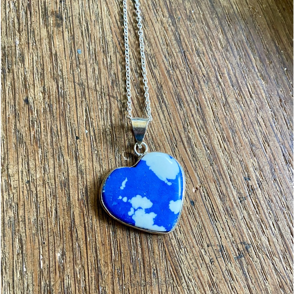 Blue mosaic gemstone heart necklace NWOT